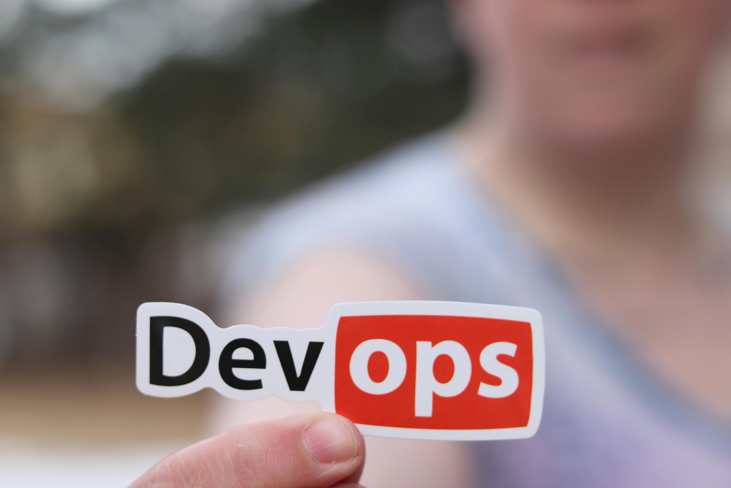Traditional Managed Services vs DevOps Automation Platforms: A Thorough Comparison